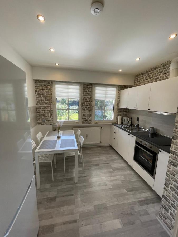 Comfortable Shared Apartment With Private Room In Wesseling Exteriör bild